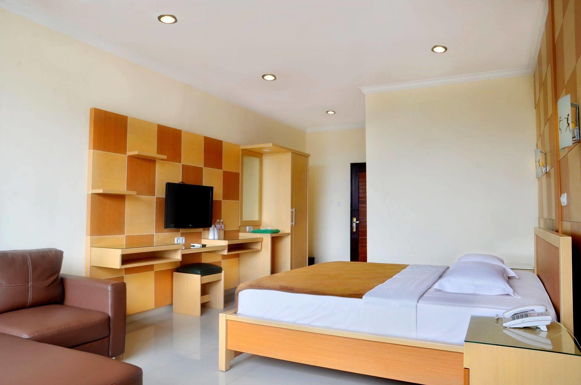 Grand Permata Hijau Hotel Sukabumi Eksteriør billede